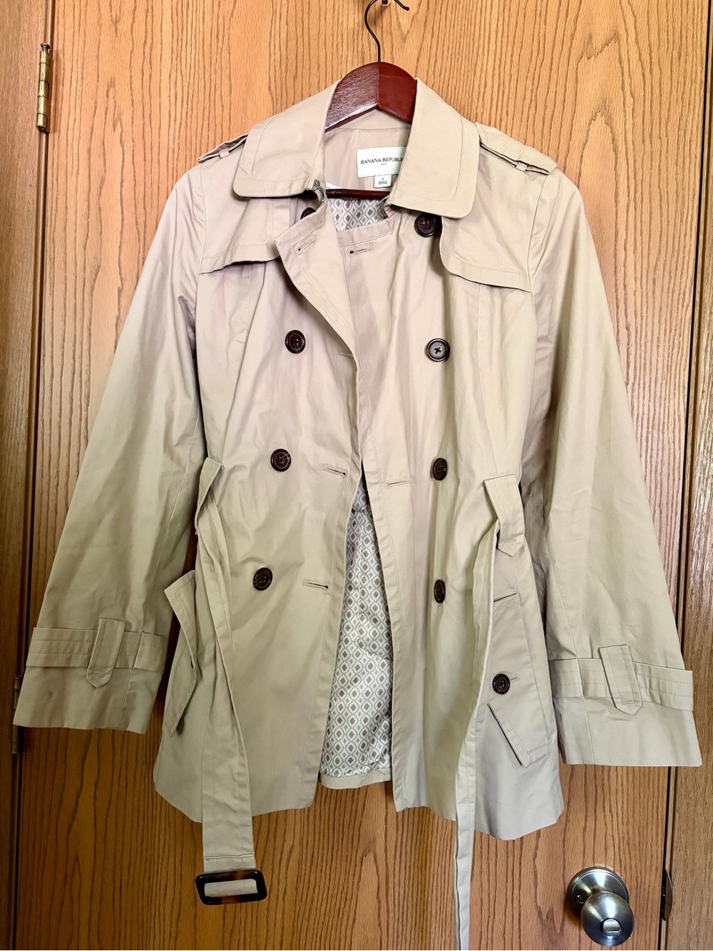 Banana Republic Light Beige Double-Breasted Trench Coat